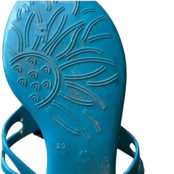 Nanette Lapore size 10 blue jelly flip flops embellished with shells & beads - Picture 5 of 9